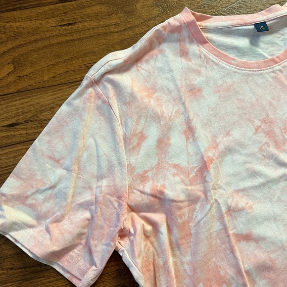 Shein Mens TSHIRT XL - Picture 5 of 5